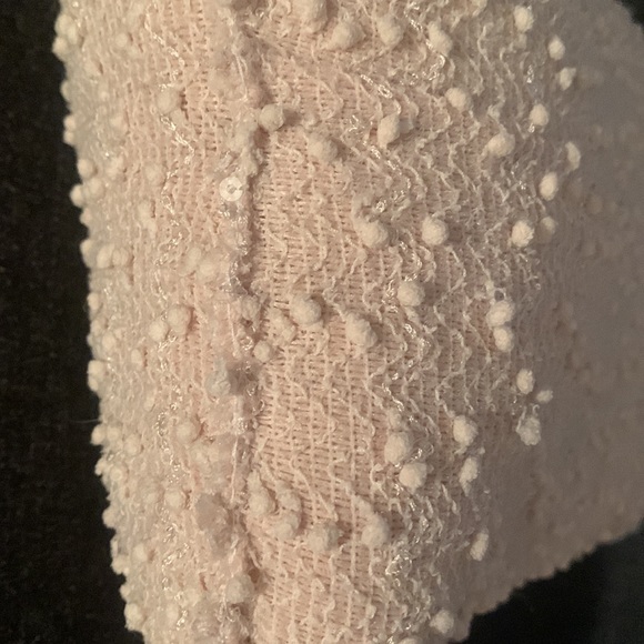 Accent pillow - Picture 7 of 7